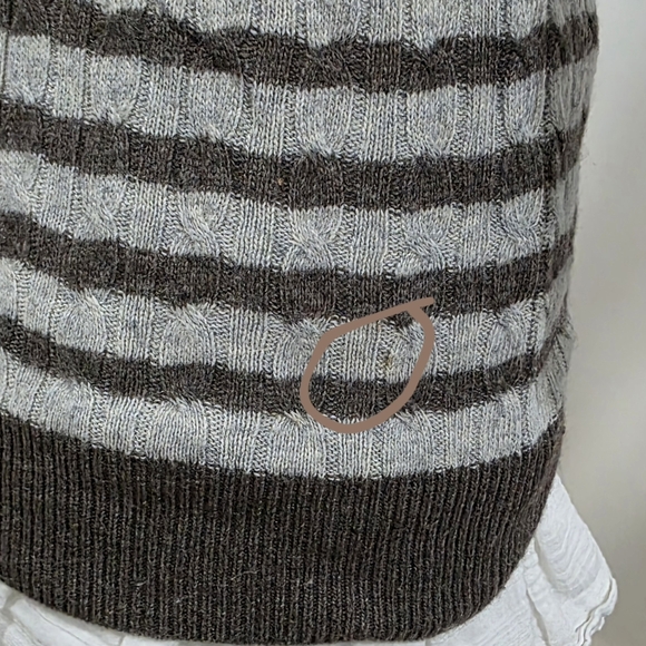 Abercrombie vintage Grey and brown half sleeve knit sweater - Picture 2 of 4